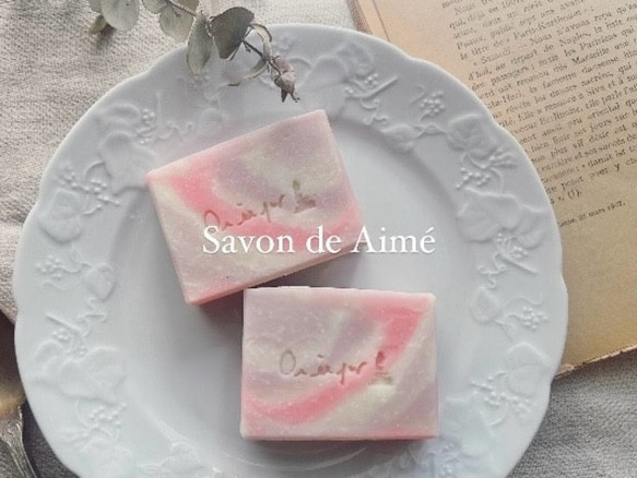 【人気No.3】イランイラン石鹸　Aimé Soap  エメ　手作り石鹸 ハンドメイド石鹸　ピンク　雑貨石鹸【1個】 2枚目の画像