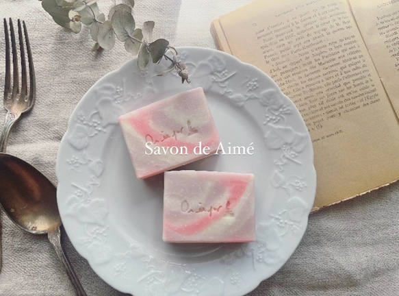 【人気No.3】イランイラン石鹸　Aimé Soap  エメ　手作り石鹸 ハンドメイド石鹸　ピンク　雑貨石鹸【1個】 3枚目の画像