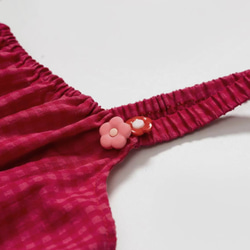漿果紅色 日系複古抽褶露背紅格洋裝 花花扣高彈力松緊腰細肩帶裙 第9張的照片