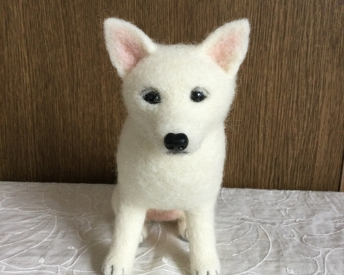 モンブラン 羊毛フェルト 犬 白柴ちゃん a1b50208781789513bdd82d272e0bb