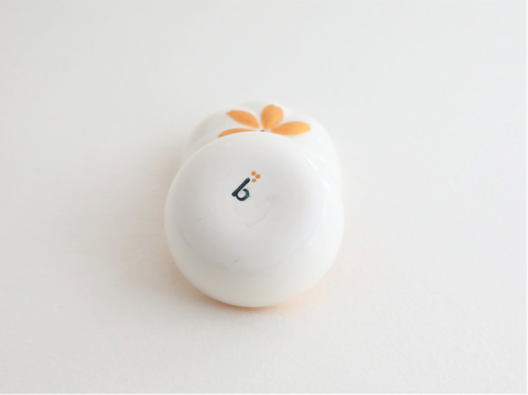手描き金彩雪月花模　蓋付きの振出　お洒落な包み袋付き　　金平糖の器　お抹茶の同具　金彩絵付け 6枚目の画像