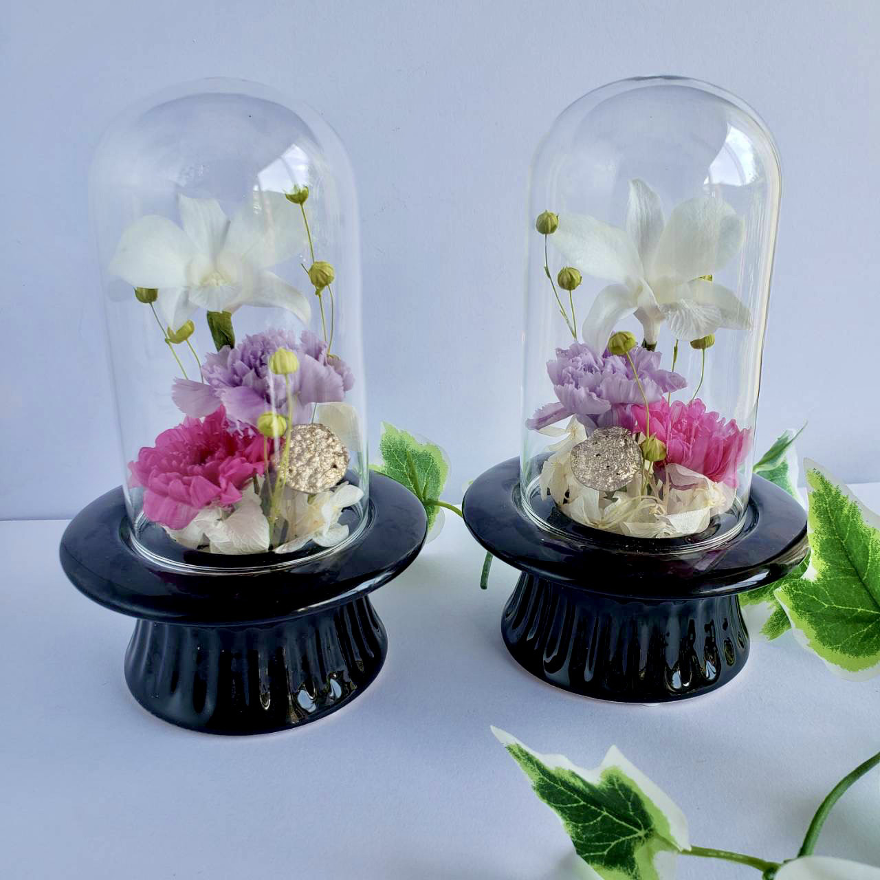 プリザーブドフラワー　仏花アレンジ　ガラスドームmini プリザーブドフラワー仏花 ガラスドーム入り コンパクトサイズ