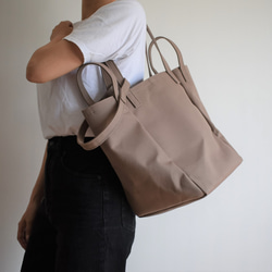 DROP SHOULDER TOTE BAG（マットブラウン） 12枚目の画像