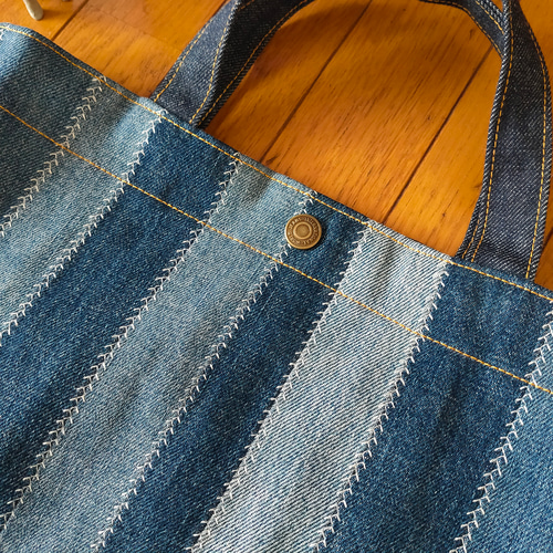 ★☆デニムリメイク☆★パッチワークミニトートバッグ❥ハンドメイド❥ ②ミニトートバッグ ☆ リメイクジーンズ ハンドバッグ パッチ