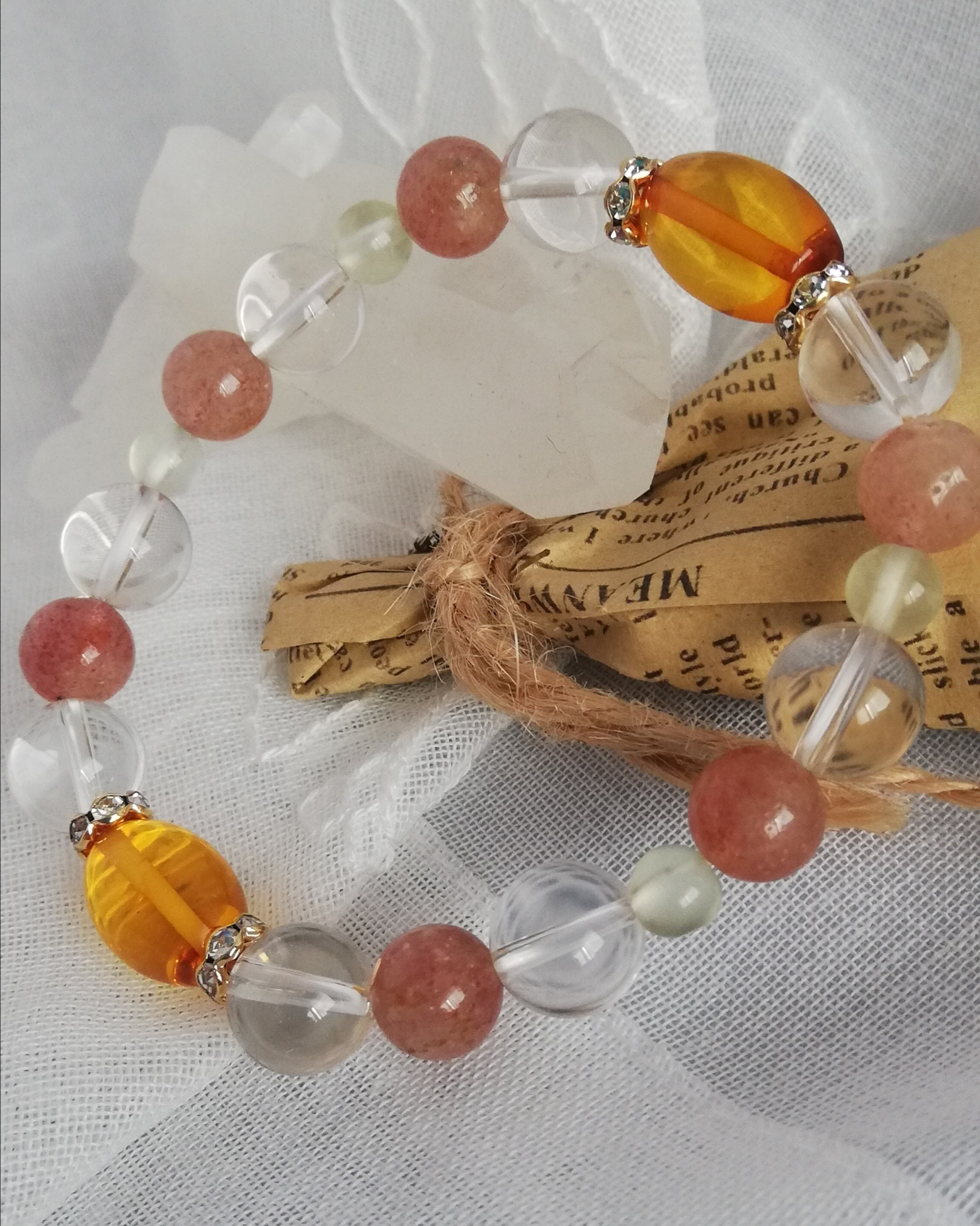 【新年セールスキャンペ】 天然琥珀　ストロベリークォーツ　ブレスレット