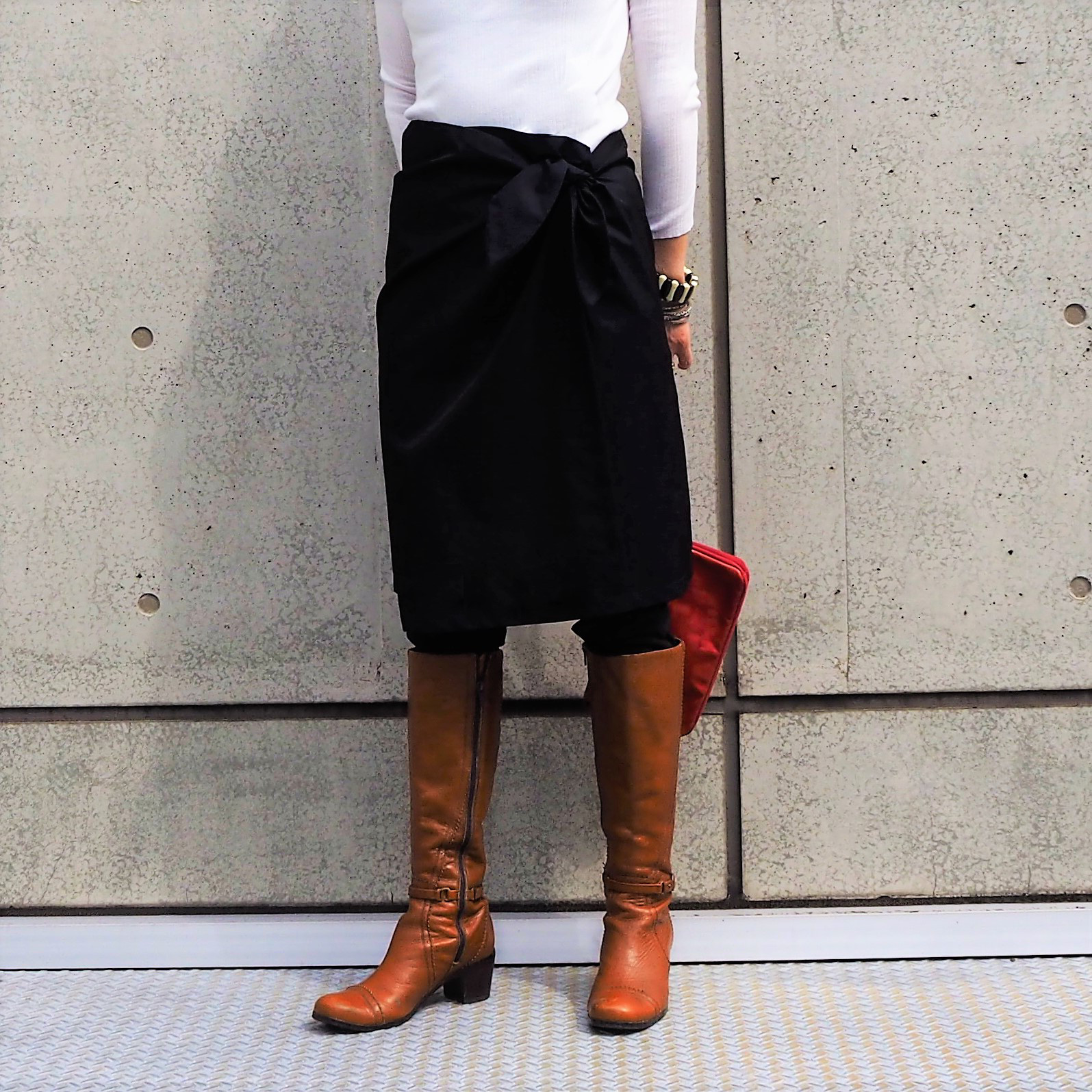 播州織り　綿撥水加工　腰周りスッキリ便利グッズ　ネイビー巻きスカート