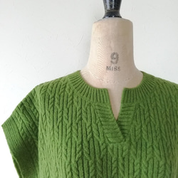 輕盈蓬鬆保暖♡羊毛混紡索背心葉綠 第2張的照片