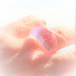 コロンとしたガラスのリング　ピンク 4枚目の画像