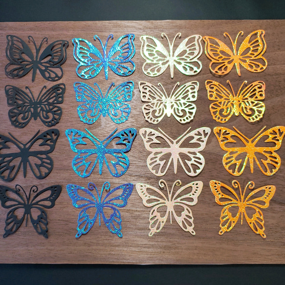 【CF62】ダイカット♡キラキラバタフライ4種4色16枚 蝶々 装飾 素材 3枚目の画像