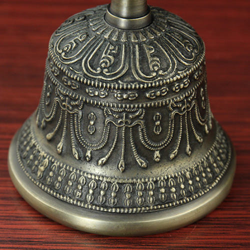【修縁堂】チベット仏教法器鐘五鈷金剛鈴 真鍮製 密教パワー 密教法具 26cm チベット仏教法器 鐘 五鈷金剛鈴 真鍮製 密教パワー 密教法具