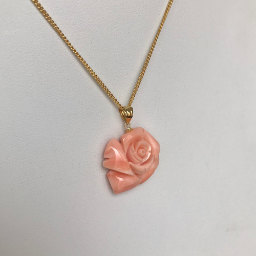 もも色珊瑚の＊薔薇＊彫刻ペンダント トップK18 R40807