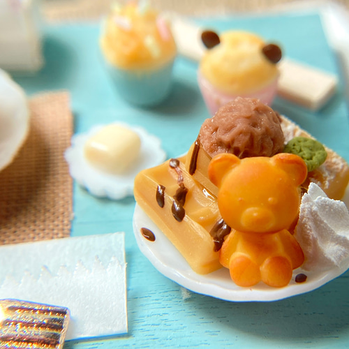 konel監修 ふわふわ！「くまパン」コレクション [1.ムキムキパン