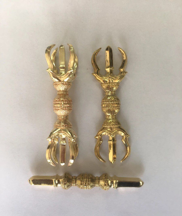 チベット密教法器 真言宗 セット 独鈷杵 三鈷杵 五鈷杵 ミニ 金剛杵 真鍮製 チベット法器 真言宗 セット 独鈷杵 三鈷杵 五鈷杵 金剛杵 真鍮製