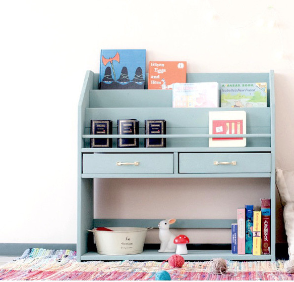 木の香り温もり伝わる絵本棚【ドレッシングテーブルブルー色】マガジンラック 絵本ラック 本棚 見せる収納 ストーリア ストーリア