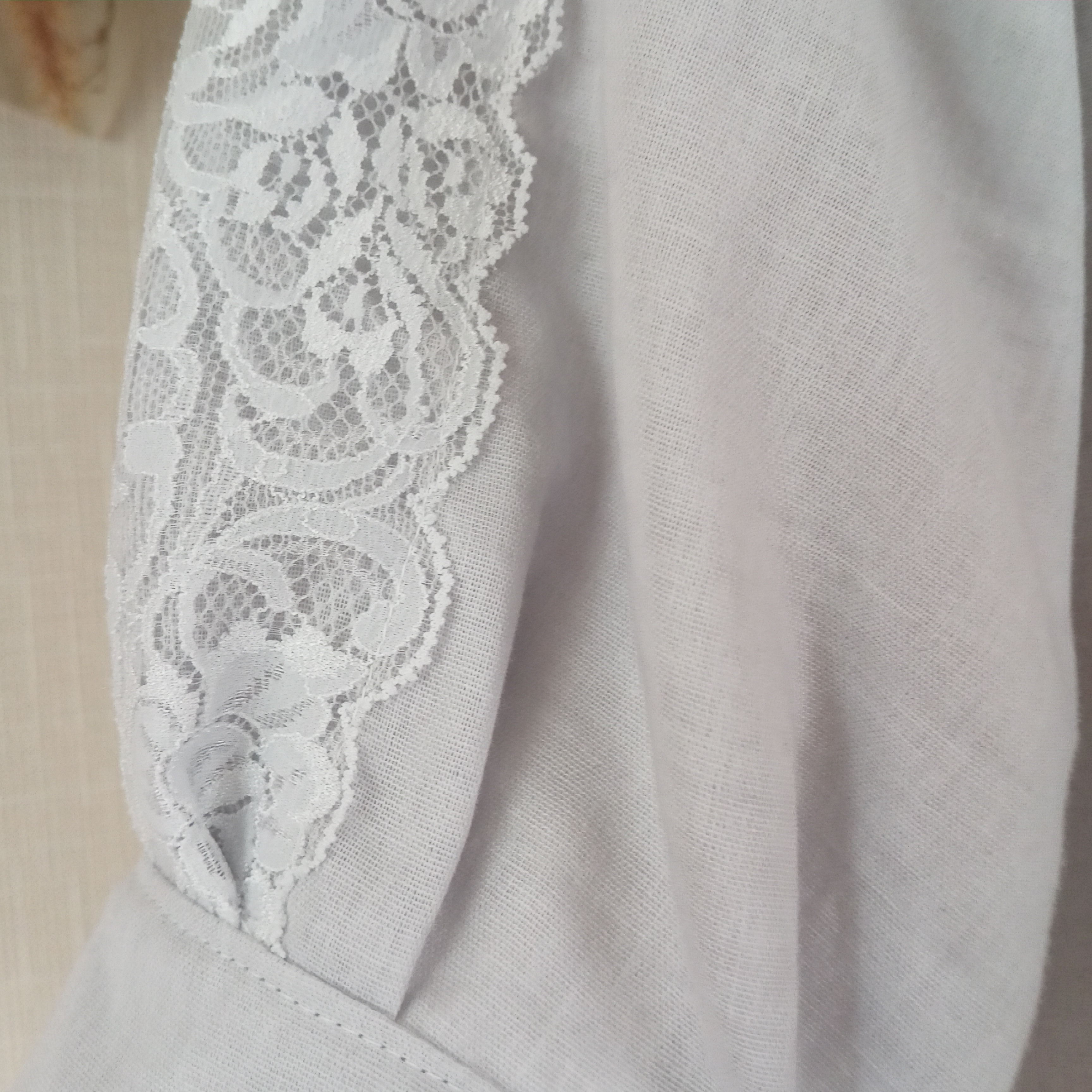 レース袖のカフス ブラウス　ストーングレー　柔らかダブルガーゼ