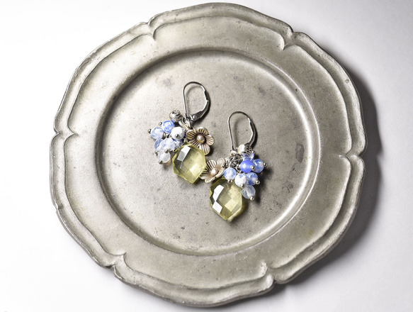 檸檬石英和重藍色瑪瑙、卡倫銀花和小鈴鐺耳環 第1張的照片