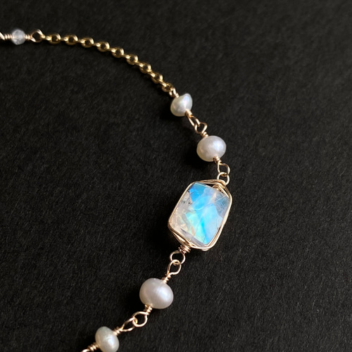 訳あり）14kgf 宝石質AA レインボーストーンのブレスレット 美シラー