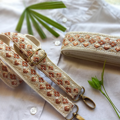 インド刺繍リボンのショルダーストラップ(子供用・最大125cm調節