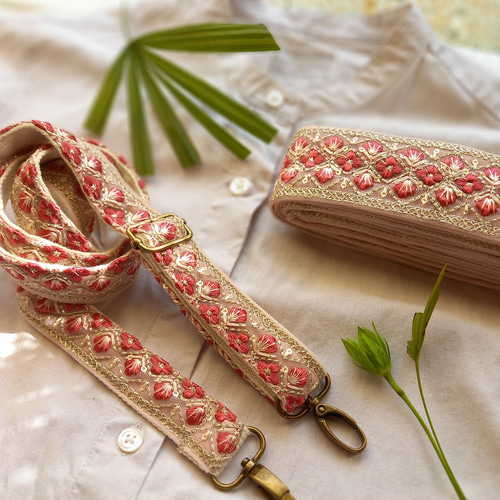 インド刺繍リボンのショルダーストラップ(子供用・最大125cm調節