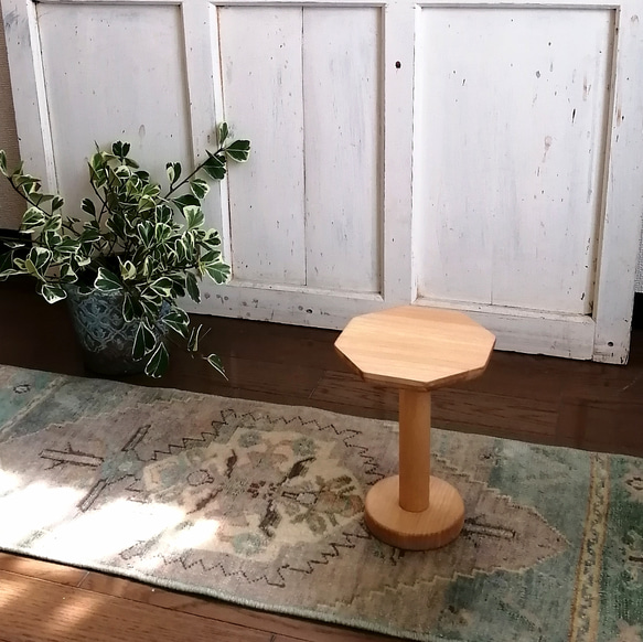 【高さ20センチ】木製飾り台 スツール 「Stool No.1」(TOLL 200タイプ) 4枚目の画像