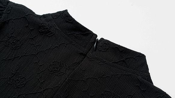 黒の古典的なチャイニーズローズエンボスチャイナドレススタンドカラージャカードマイクロバブルスリーブガールズドレス 10枚目の画像