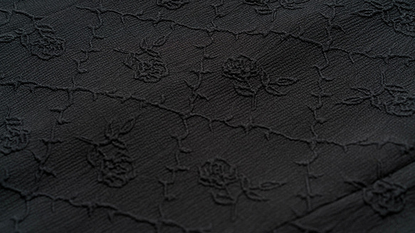 黒の古典的なチャイニーズローズエンボスチャイナドレススタンドカラージャカードマイクロバブルスリーブガールズドレス 8枚目の画像