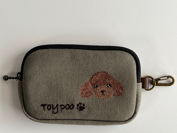 ふわもこトイプードル刺繍❤︎コインケース　ミニポーチ（カーキ） 5枚目の画像