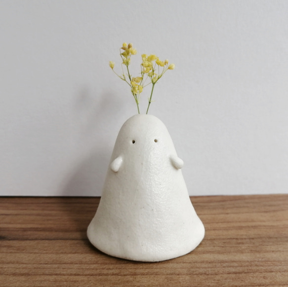 陶器のおばけ(大大)〔79o〕｜置物　陶芸　陶器　一輪挿し　造花 1枚目の画像