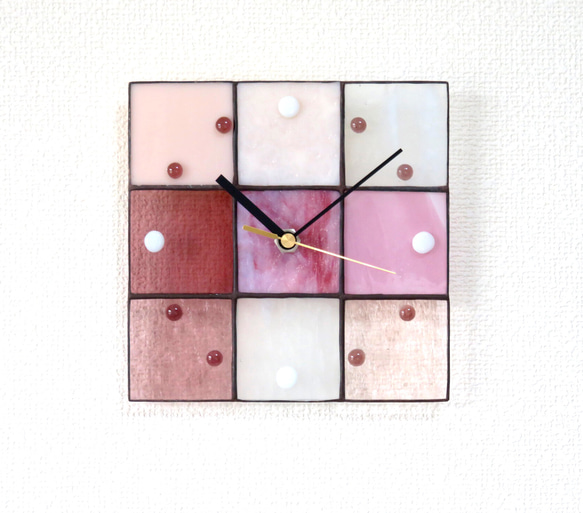 【creema限定価格】ステンドグラス 壁掛け時計＊ピンクのスクエア＊ 6枚目の画像