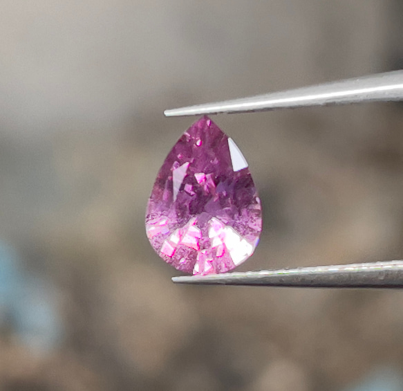 GIA鑑別】非加熱バイオレットサファイア 1.50ct 7.39mm×5.55mm