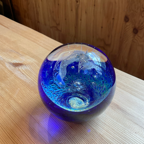 オバタ硝子工房 オーロラのペーパーウエイト 文具 文鎮 ガラス 夜空