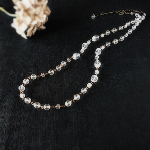 クリスタル(水晶)のロングネックレス:天然石 ネックレス クリスタル(水晶)のロングネックレス:天然石 ネックレス