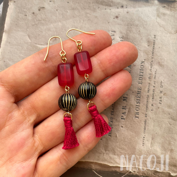 【完売】Irodori tassels(Red & Black)ピアス　イヤリング変更可 3枚目の画像