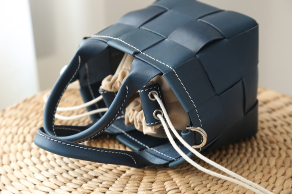 「帆布×革の組み合わせ」本革レザー編みハンドバッグショルダートートバッグ 巾着袋 肩掛け 鞄 6枚目の画像