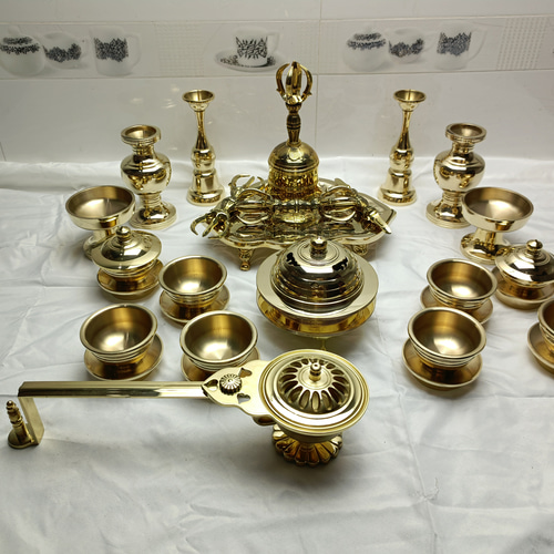 チベット仏教法器 真言宗 21点セット 密教 一面器 寺院用仏具 チベット仏教法器 真言宗 21点セット 密教 一面器 寺院用仏具