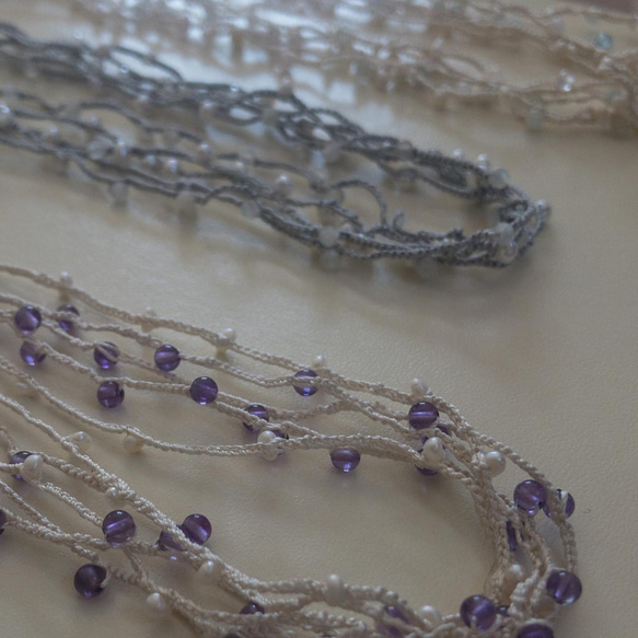 「creema限定」ネックレス〜絹糸と淡水真珠とアクアマリン 8枚目の画像