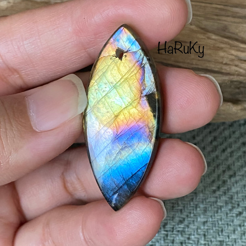 Rainbow Marquise ラブラドライト ルース 27 天然石 穴あり