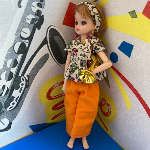 065 リカちゃん ブライス ハンドメイド 服 リバティ 楽器柄 フリル
