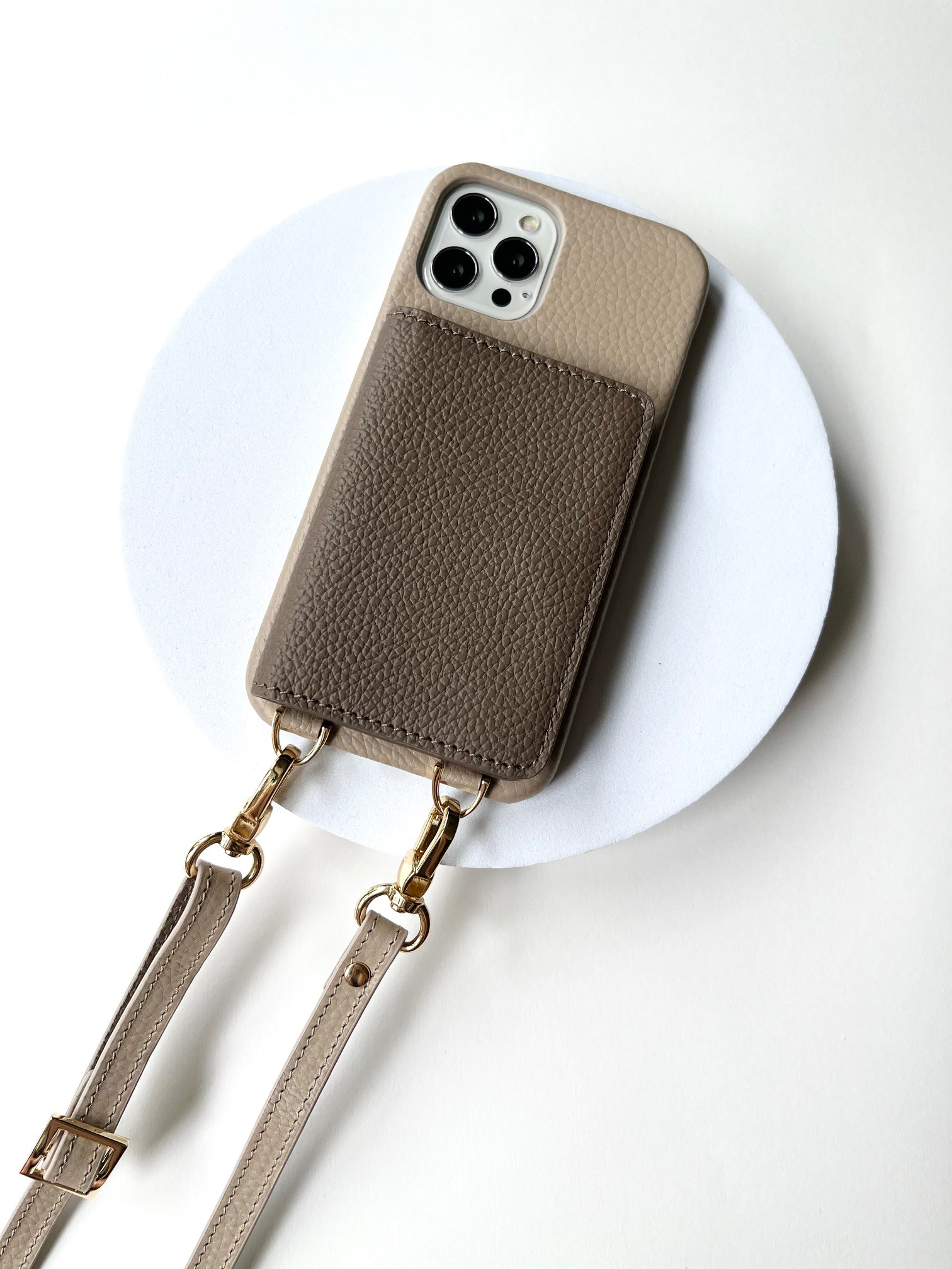 スマホショルダー　手ぶら　名入れ可　バイカラー　本革 　革　カード収納  名入れ レザーiphoneケース