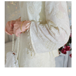 米白色 珍珠盤扣斜襟雪紡刺綉旗袍 新中式中秋春節改良連身裙洋裝 第7張的照片