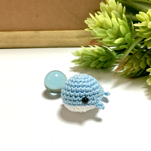 小さなくじらのあみぐるみ《ベビーカラー》 あみぐるみ r-dog-111 通販