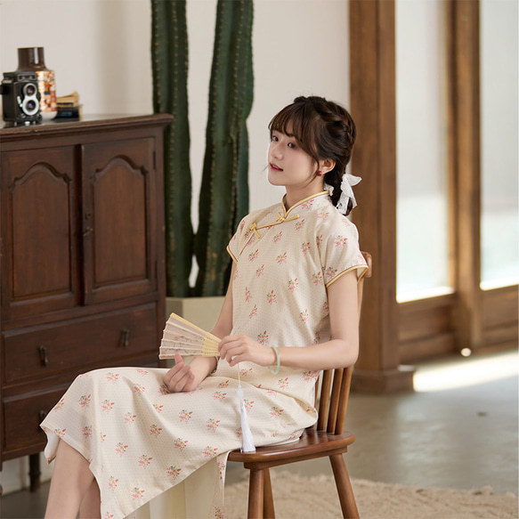 米杏色 碎花撞色古法無省少女旗袍 新中式中秋春節改良連身裙洋裝 第3張的照片