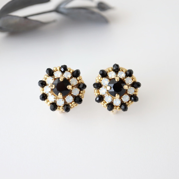 水晶珠寶刺繡耳環（黑色）/生日和禮物 第1張的照片