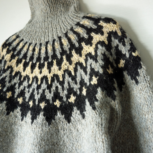 完売】アルパカウール・ノルディック柄ハイネックニット（N-420087