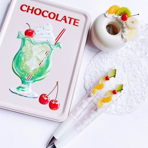 ストロベリーシェイクのボールペン フェイクスイーツ スイーツデコ