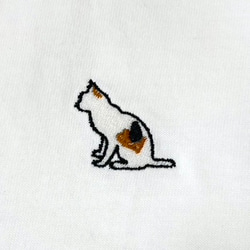 【送料無料】座り猫刺繍 7.4オンスヘビーウエイト クルーネックTシャツ/トップス 4枚目の画像