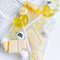 iPhone13pro専用　CANDY POP  lemonadeお菓子のiPhoneケース　フェイクスイーツ 2枚目の画像