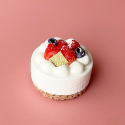 ミニチュア　苺のショートケーキ 4枚目の画像
