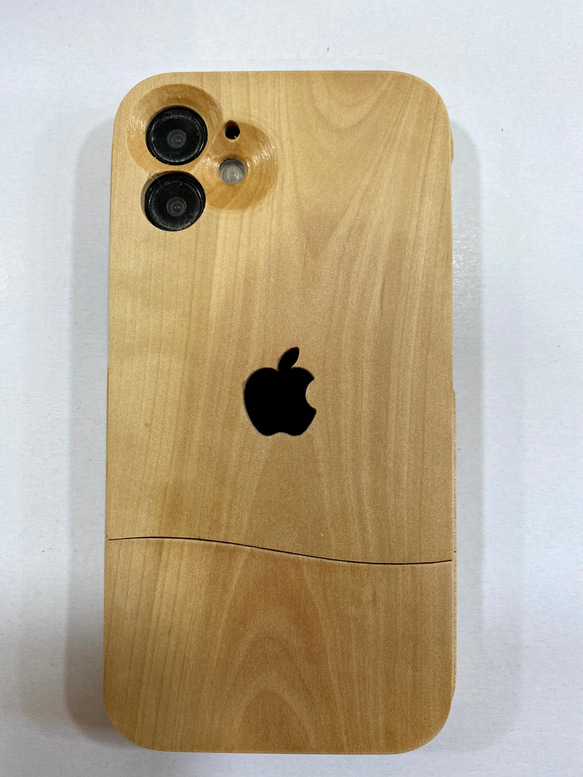 iPhoneケース　椿木材・樹齢200年　Creema限定作品、どこにもない、が、ここにある。日本原産木材、椿スピリット 2枚目の画像