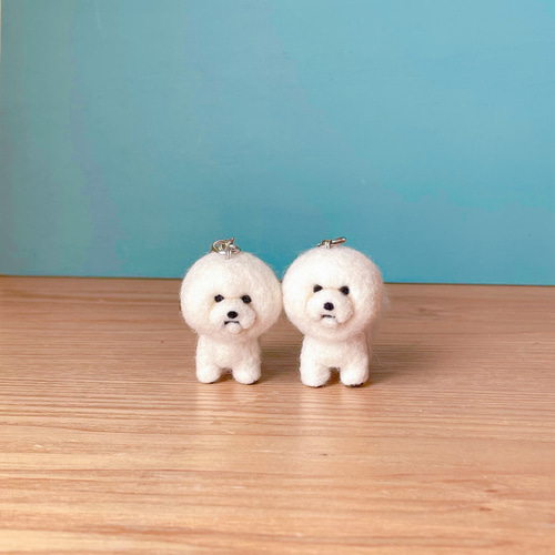 デニムリメイク羊毛フェルトキーホルダー シーズー デニムリメイク羊毛フェルトキーホルダー シーズー